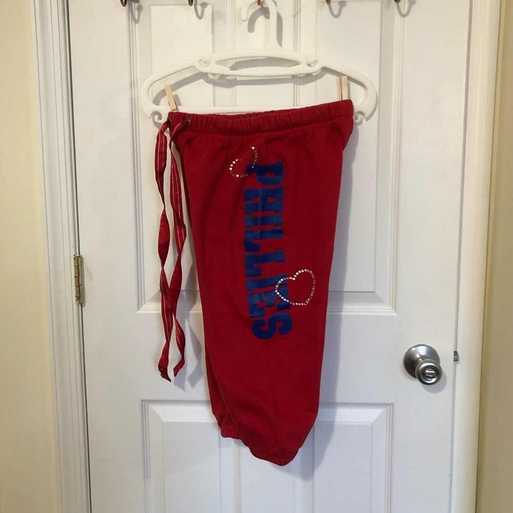 VS Pink Phillies Crop Sweat Pants